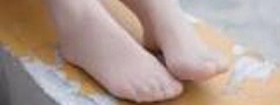 脚臭之谜：探究臭脚的根源与防治之道